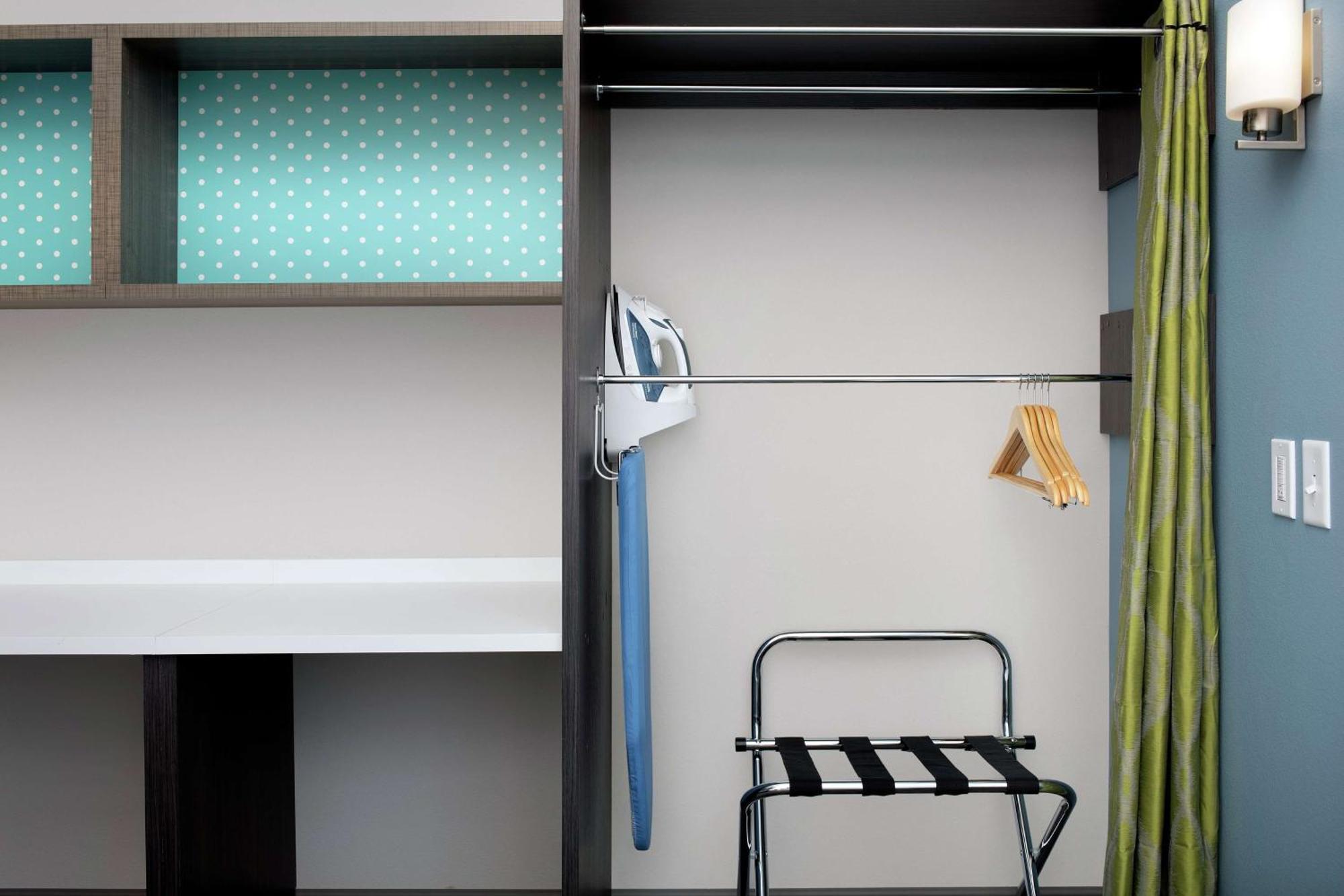 Home2 Suites By Hilton Phoenix Airport South Exteriör bild